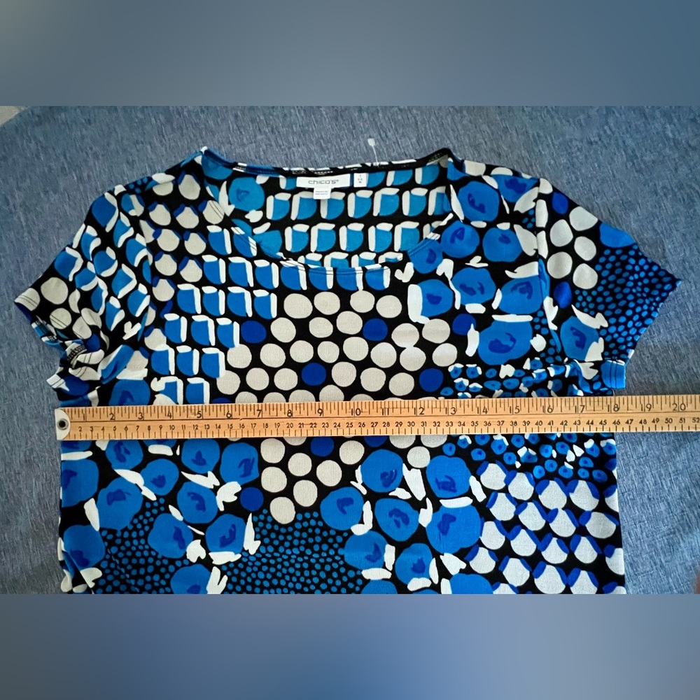 CHICO’S Blue, Black & White Geometric Tunic Dress Size 1  US M  NWOT P2P: 18” - Picture 3 of 14